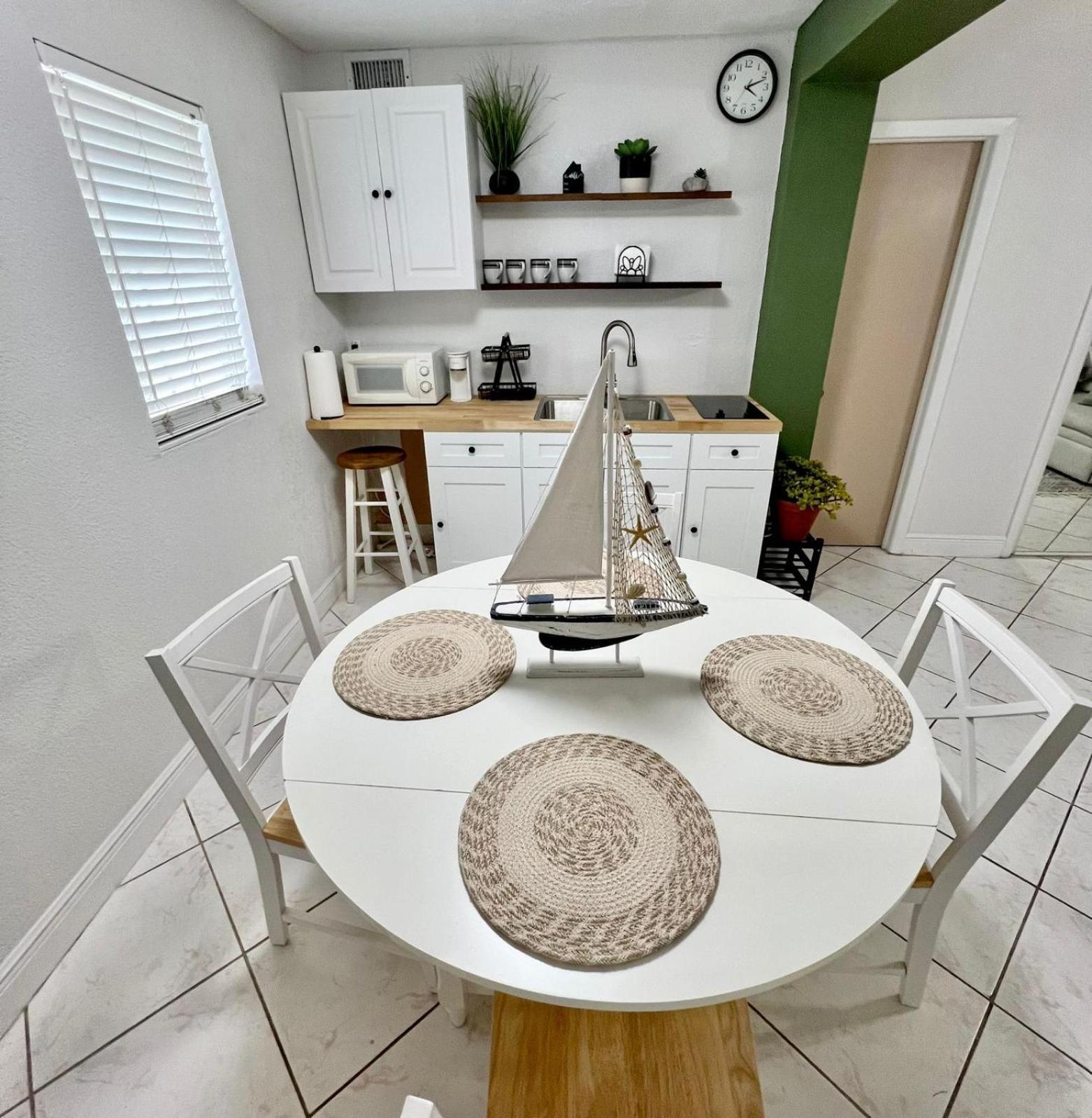 Apartmán La Casita Of Raymond James Stadium Tampa Exteriér fotografie